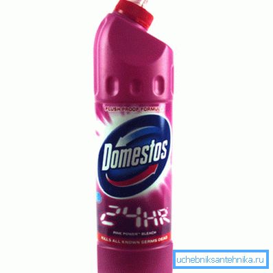 Domestos Pink for å forebygge forurensning av toalettet Domestos Pink for å forebygge forurensning av toalettet