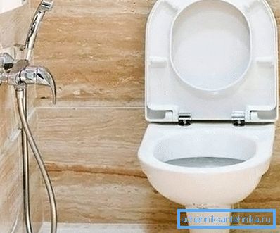 Foto hygienisk mikser montert på veggen Foto hygienisk mikser montert på veggen