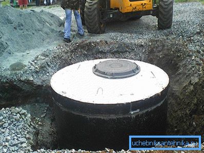 874 Forseglet pit av betongringer