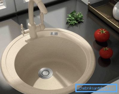 Hvordan velge en enkelt kjøkkenvask av akrylstein