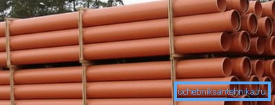 PVC-avløpsrørledninger leder i dag markedet i segmentet av lignende produkter. PVC-avløpsrørledninger leder i dag markedet i segmentet av lignende produkter.