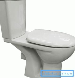 Klassisk design med et kne og en cistern vil ikke fungere Klassisk design med et kne og en cistern vil ikke fungere