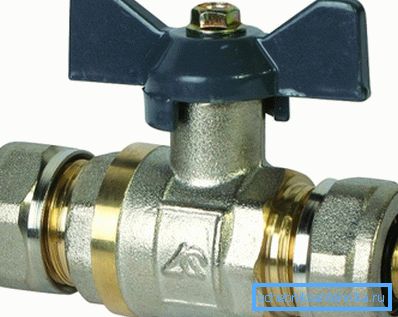 Metallkraner med beslag Metallkraner med beslag