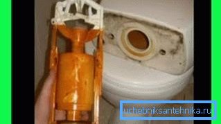Det er bedre å utføre en fullstendig bytte av avløpsventilen Det er bedre å utføre en fullstendig bytte av avløpsventilen