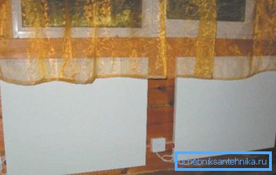 Amatørfoto, elektriske varmeovner, laget i form av paneler med keramiske innsatser Amatørfoto, elektriske varmeovner, laget i form av paneler med keramiske innsatser