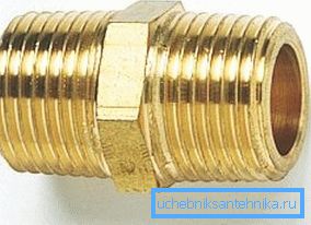 Amatørfoto av kobling med mannlig trådsylindrisk type Amatørfoto av kobling med mannlig trådsylindrisk type