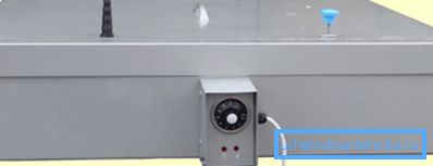 Metalltank med oppvarmet dusj for landet Metalltank med oppvarmet dusj for landet