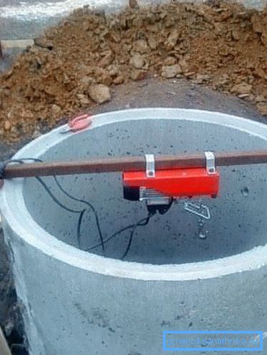 Mini heise for å trekke ut fylte skuffer. Mini heise for å trekke ut fylte skuffer.