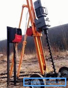 Mobil installasjon for borerør under vann Mobil installasjon for borerør under vann