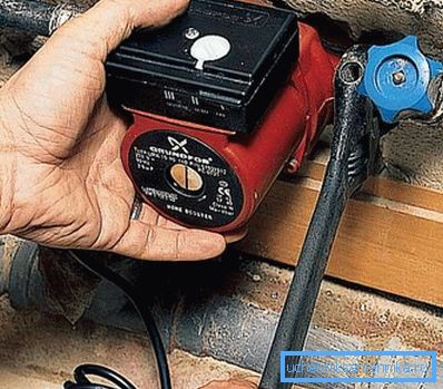 Installasjon av enheten er ganske enkel. Installasjon av enheten er ganske enkel.