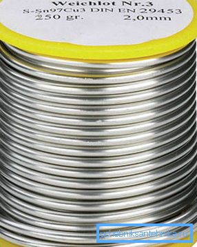 Myk smelteløs loddemetal. Myk smelteløs loddemetal.