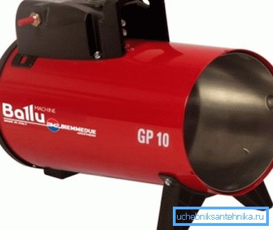På bildet - en mobil varmegenerator På bildet - en mobil varmegenerator