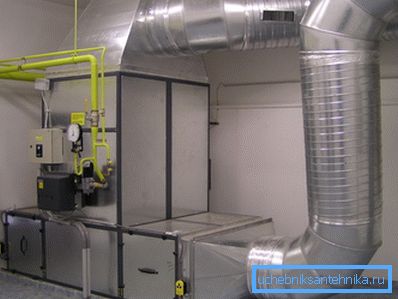 På bildet - industrielt lufttemperaturkontrollsystem
