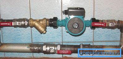 Pumpen er installert på returlinjen. Pumpen er installert på returlinjen.