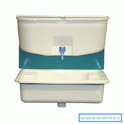 Hengslet servant til sommerhus uten oppvarming med 7 liter tank Hengslet servant til sommerhus uten oppvarming med 7 liter tank