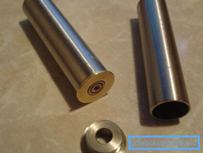 Noen forsvarsselskaper jobber tett med selskaper som produserer slike produkter. Noen forsvarsselskaper jobber tett med selskaper som produserer slike produkter.