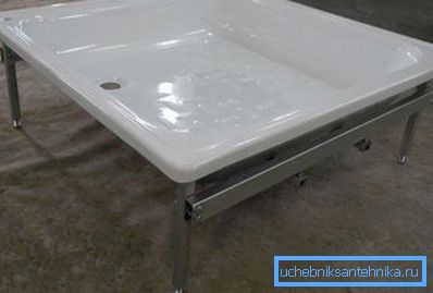 Vanligvis leveres paller med en metallramme. Vanligvis leveres paller med en metallramme.