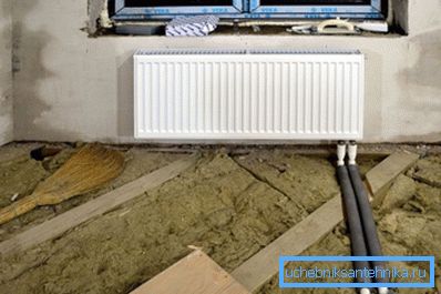 Veldig praktisk, hvis du bor i ditt hjem, når du designer for å skjule rør under gulvbelegget - får du en liten del av det Veldig praktisk, hvis du bor i ditt hjem, når du designer for å skjule rør under gulvbelegget - får du en liten del av det
