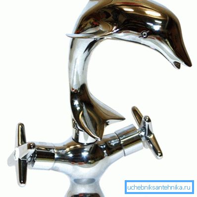 Original design med en delfin. Original design med en delfin.