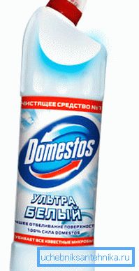 Bleach gir deg mulighet til å desinfisere og vaske vasken Bleach gir deg mulighet til å desinfisere og vaske vasken