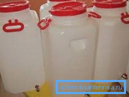 Transportable plastvannstanker med trykk Transportable plastvannstanker med trykk