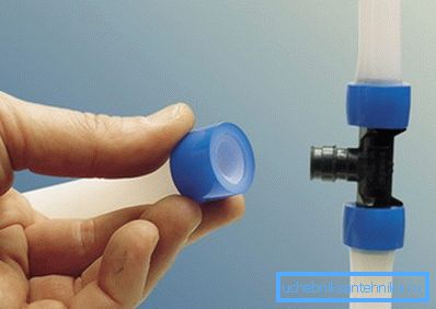 Plastbeslag. Plastbeslag.