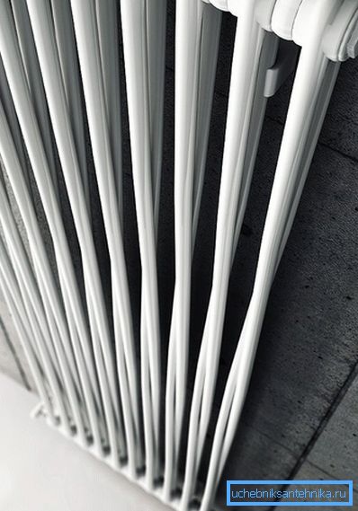 Tubular oppvarmet håndklestativ Tubular oppvarmet håndklestativ