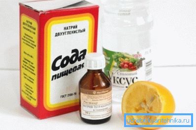 Med disse enkle ingrediensene kan en effektiv vaskemiddelblanding fremstilles. Med disse enkle ingrediensene kan en effektiv vaskemiddelblanding fremstilles.