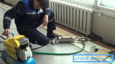Oppvarming av radiator spyling Oppvarming av radiator spyling