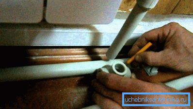 Arbeid med tee Arbeid med tee