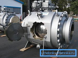 Størrelsen på en industrikran er fantastisk. Størrelsen på en industrikran er fantastisk.