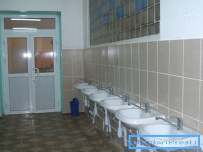 Badet på videregående skole Badet på videregående skole