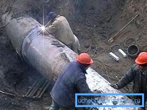Vannforsyningssystemer er komplekse tekniske installasjoner. Vannforsyningssystemer er komplekse tekniske installasjoner.