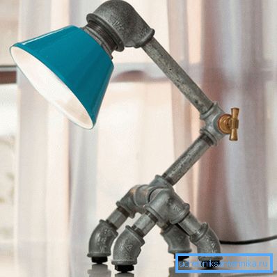 Lampe fra gamle beslag Lampe fra gamle beslag
