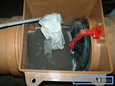 Slike rusk kan forstyrre ventiloperasjonen. Slike rusk kan forstyrre ventiloperasjonen.