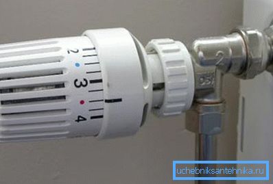 Termostatisk rett radiatorventil med gassfylling