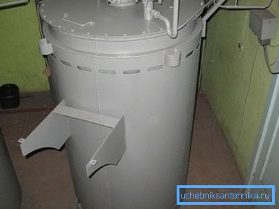 Solid brensel bypass kjeler lang brennende sagflis Solid brensel bypass kjeler lang brennende sagflis