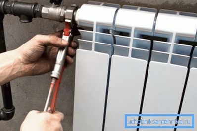 Montering av kulventil på radiatoren Montering av kulventil på radiatoren