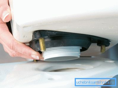 I noen tilfeller, for å erstatte mekanismen må du fjerne hele tanken. I noen tilfeller, for å erstatte mekanismen må du fjerne hele tanken.