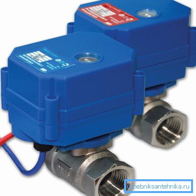 Alternativ med elektrisk styring av servo. Alternativ med elektrisk styring av servo.