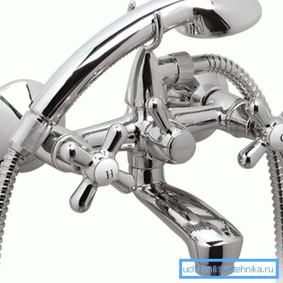 Ventilblander med keramiske krankasser. bilde Ventilblander med keramiske krankasser. bilde