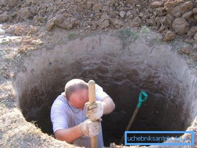 Du kan grave en brønn med en vanlig skovl. Du kan grave en brønn med en vanlig skovl.