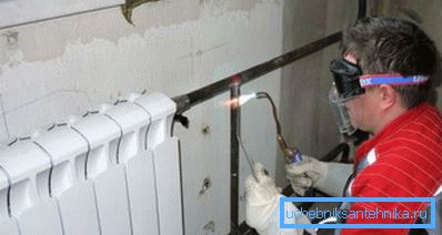 Bytte varme radiatorer i leiligheten gass sveising kvalifisert spesialist Bytte varme radiatorer i leiligheten gass sveising kvalifisert spesialist
